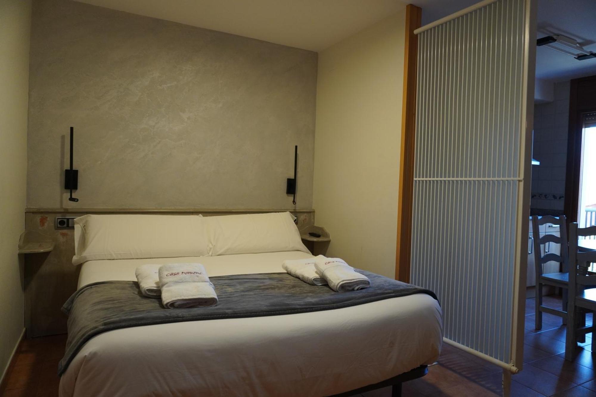 Apartamentos Casa Domenc Aren Dış mekan fotoğraf